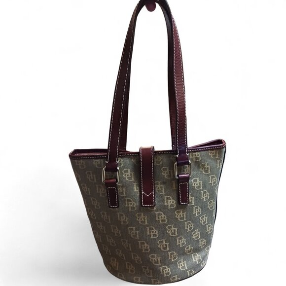 Dooney & Bourke Monogram Jacquard Preppy Style Push Lock Bucket Bag Shoulder Bag - Picture 2 of 13